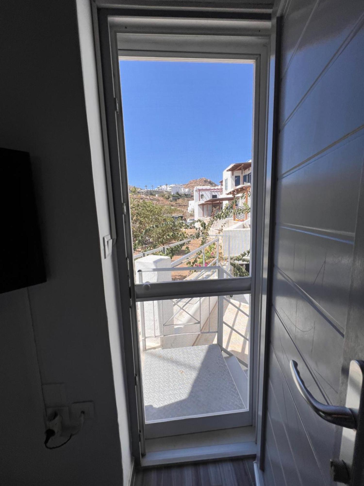 Villa Mykonian Beauty à Platis Yialos Extérieur photo